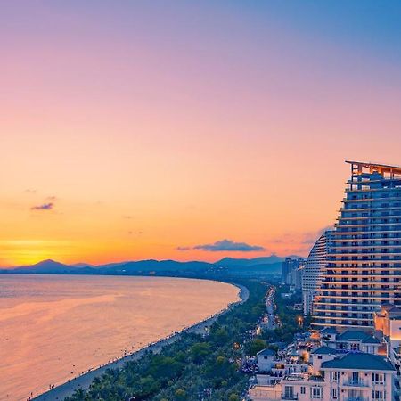 Rock Platinum Sea View Hotel Sanya Extérieur photo