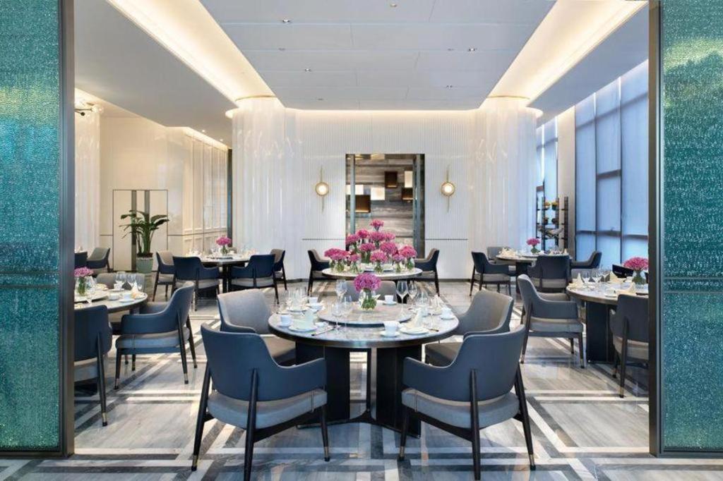 Rock Platinum Sea View Hotel Sanya Extérieur photo