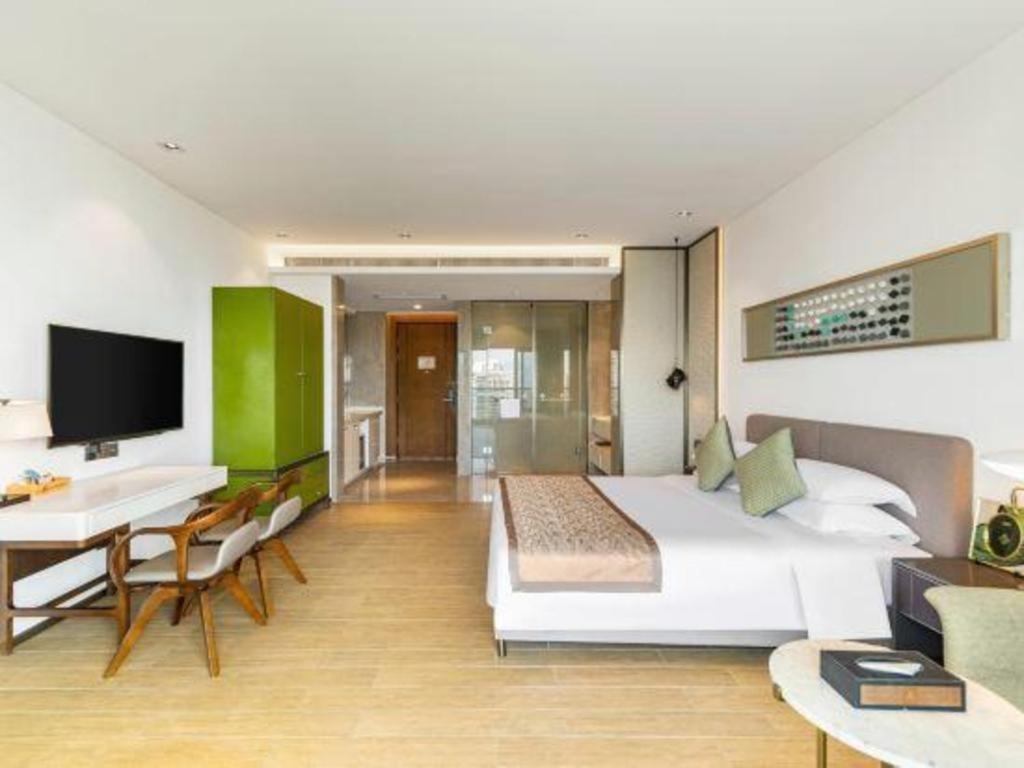 Rock Platinum Sea View Hotel Sanya Extérieur photo