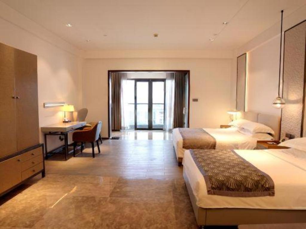 Rock Platinum Sea View Hotel Sanya Extérieur photo