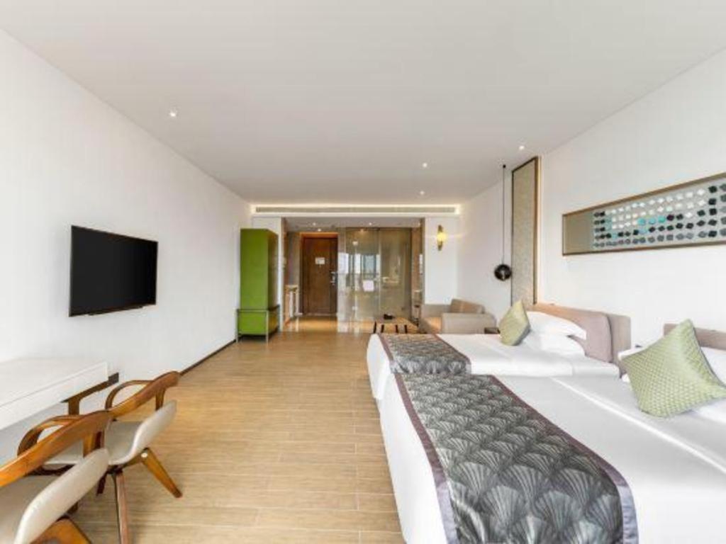 Rock Platinum Sea View Hotel Sanya Extérieur photo