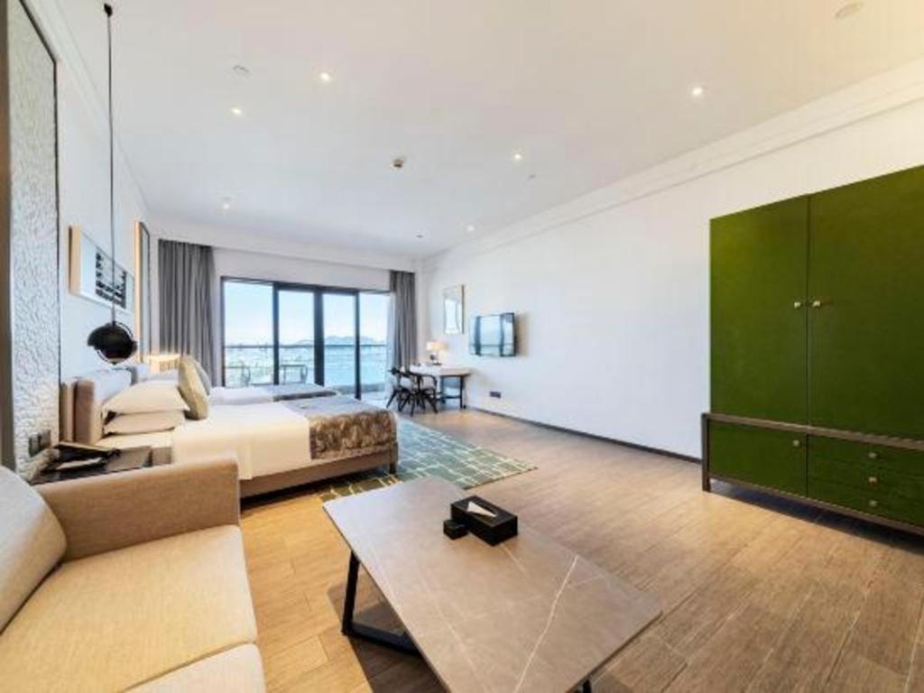 Rock Platinum Sea View Hotel Sanya Extérieur photo