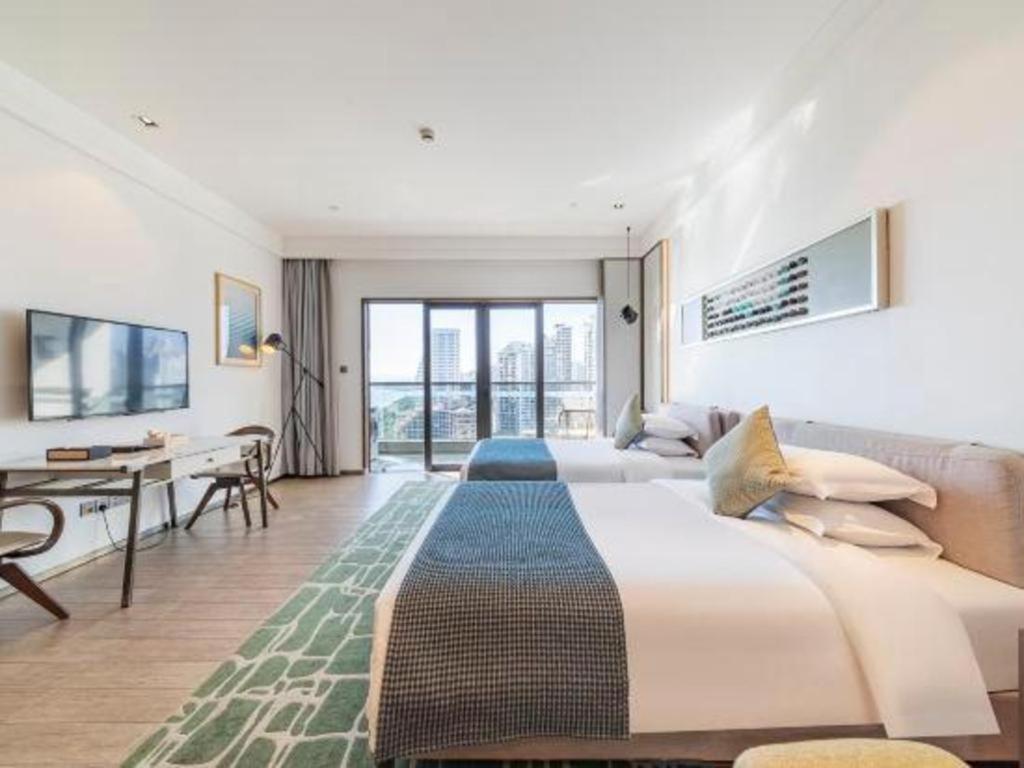 Rock Platinum Sea View Hotel Sanya Extérieur photo